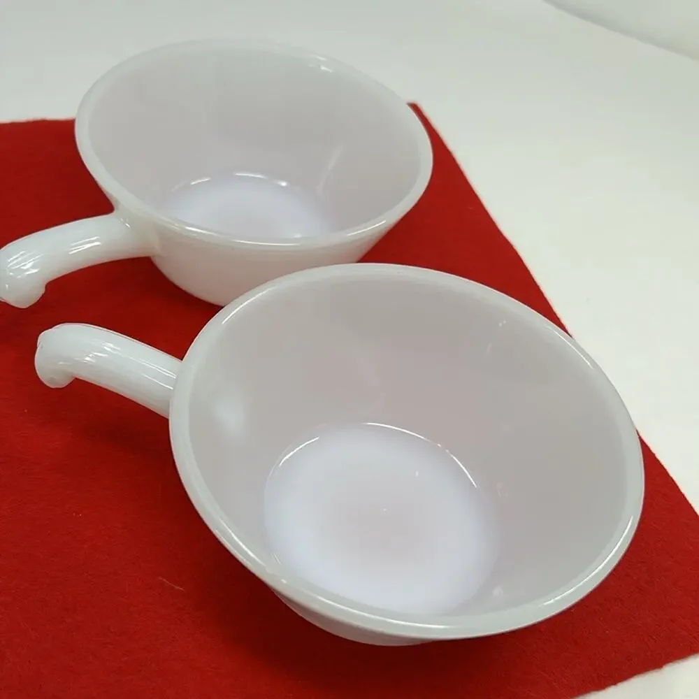Vintage Anchor Hocking Fire King One Handle Chili Cereal Soup Bowls Set of 2